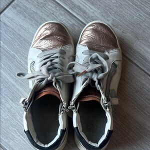 Stylish White and Bronze women’s Shoes